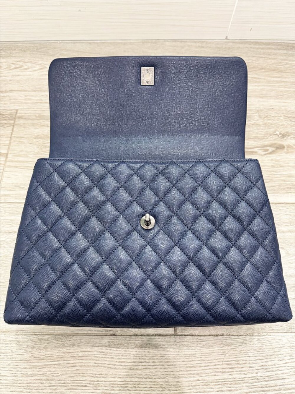 Like New Chanel Navy/Burgundy Quilted Caviar Leather Coco Lizard Handle Bag - Picture 7 of 13